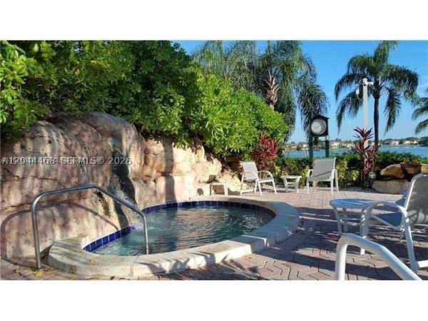 Captiva At Doral Isles, 10700 NW 66th St #204, Doral, Florida 33178, image 2