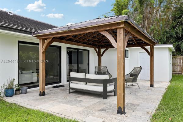 6816 SW 89th Ct, Unincorporated Dade County, Florida 33173, image 3