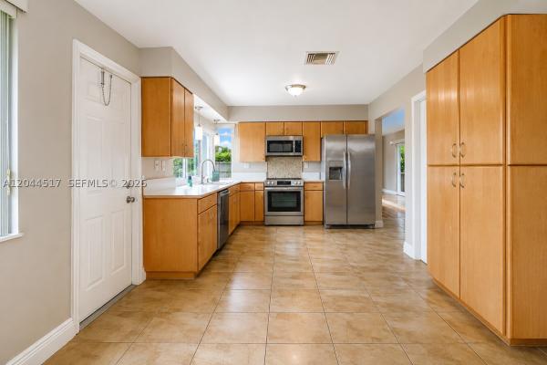 15445 SW 99th Ave, Unincorporated Dade County, Florida 33157, image 2