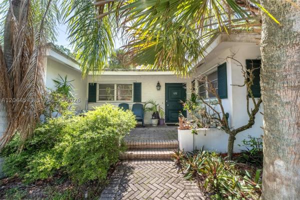 Tunison Palms, 698 NW 7th Ave, Boca Raton, Florida 33486, image 1