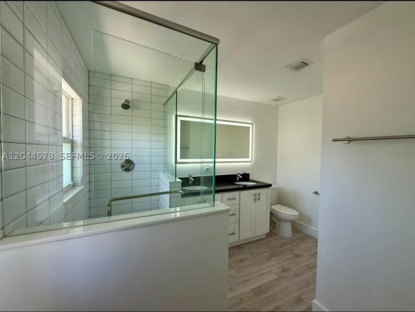 South Middle River, 1035 NW 2nd Ave, Fort Lauderdale, Florida 33311, image 1