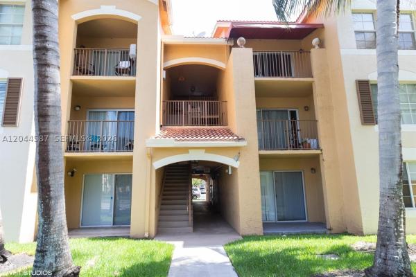 Emerald Isle At Laguna Lakes, 4081 San Marino Blvd #303, West Palm Beach, Florida 33409, image 1