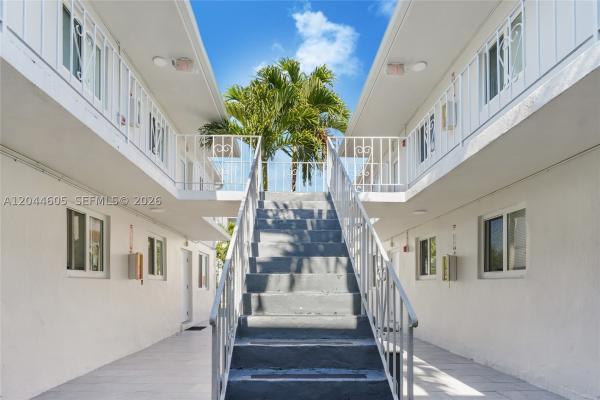 Braddock, 1630 NW 18th St #3, Miami, Florida 33125, image 2