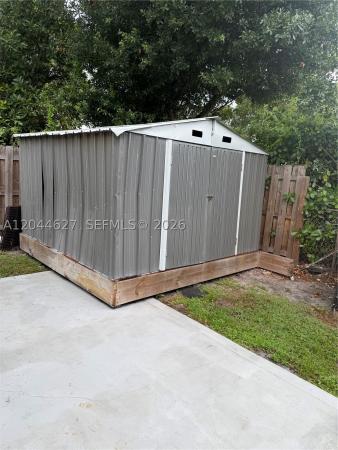 Oakland Hills, Margate, Florida 33068, image 2