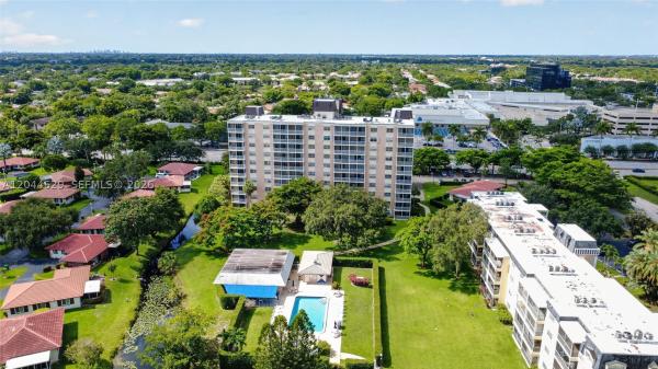 Briarwood Club, 9101 W Sample Rd #306, Coral Springs, Florida 33065, image 1