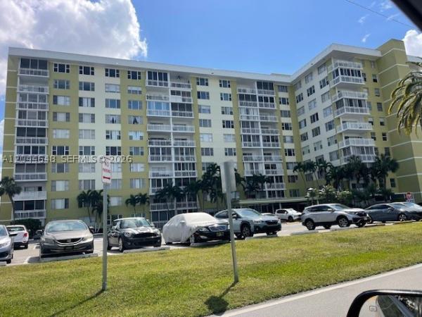 Hillcrest, 4400 Hillcrest Dr #701B, Hollywood, Florida 33021, image 1
