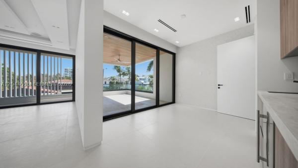 Las Olas By The Sea, 3318 NE 16th Pl #1, Fort Lauderdale, Florida 33305, image 3