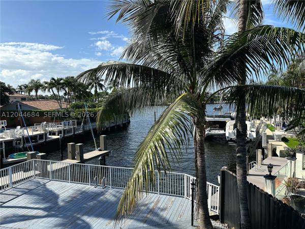 Santa Barbara Shores, 2445 SE 8th St, Pompano Beach, Florida 33062, image 2