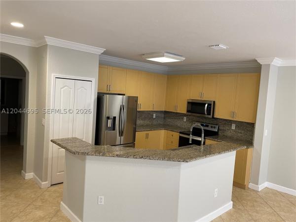 15431 SW 39th Ter, Unincorporated Dade County, Florida 33185, image 2