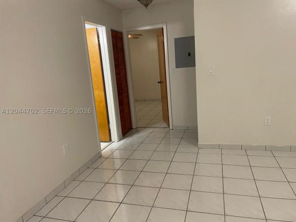 Silver Gardens Villas, 10101 W Okeechobee Rd #5202, Hialeah Gardens, Florida 33016, image 2
