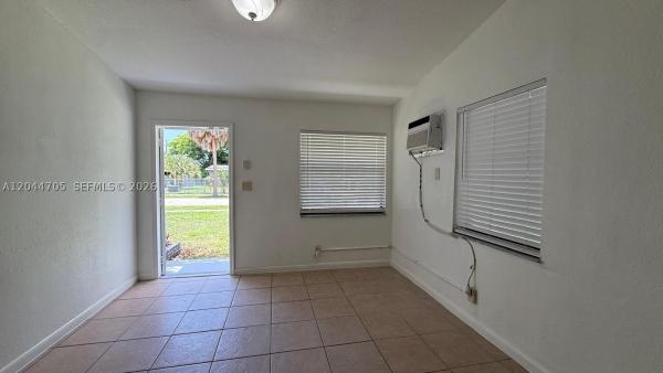 Lauderdale Manors, 1525 NW 18th Ct, Fort Lauderdale, Florida 33311, image 3