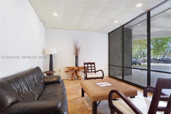 Stanton House, 6900 Bay Dr #3H, Miami Beach, Florida 33141, image 2