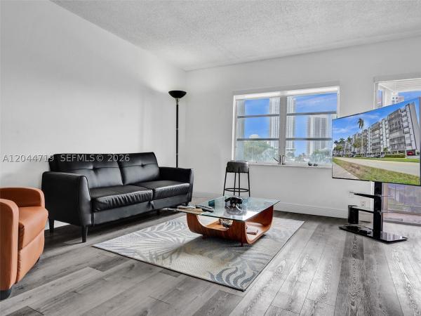 Fairways Riviera, 200 Diplomat Pkwy #432, Hallandale Beach, Florida 33009, image 3