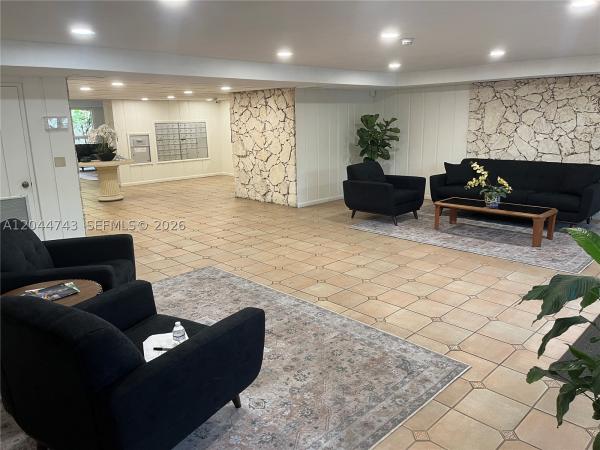 Villa Capri, 1205 Mariposa Ave #212, Coral Gables, Florida 33146, image 2