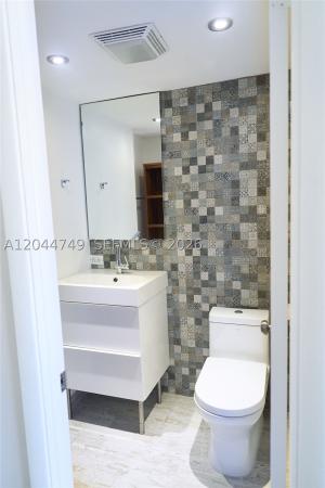 East Shore, 3000 N Ocean Blvd #407, Fort Lauderdale, Florida 33308, image 3