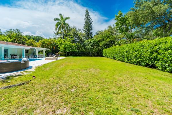 Casa Paradiso, 12121 SW 64th Ave, Pinecrest, Florida 33156, image 3