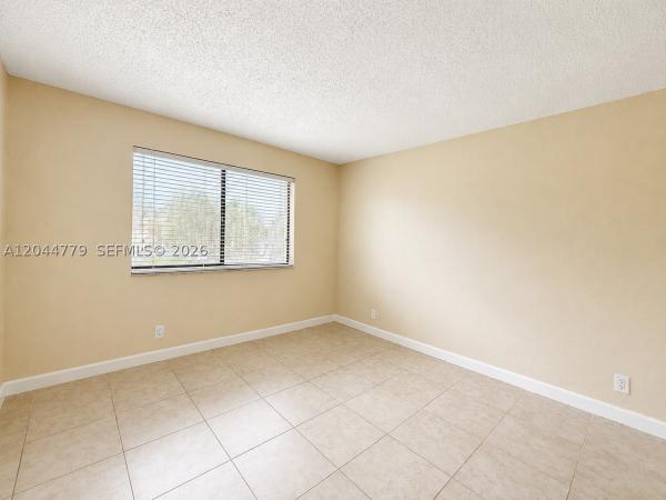 Racquet Club At Bonaventure, 405 Lakeview Dr #202, Weston, Florida 33326, image 1