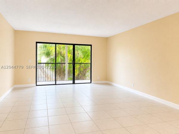 Racquet Club At Bonaventure, 405 Lakeview Dr #202, Weston, Florida 33326, image 2