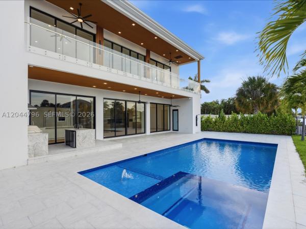 Sunset Lane, 2 Sunset Ln, Lauderdale By The Sea, Florida 33062, image 1