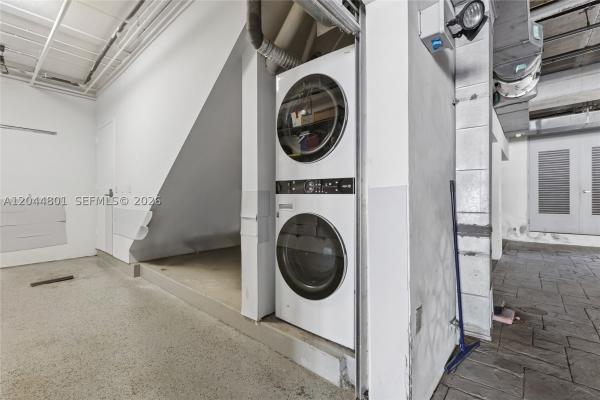 Washington Corner, 204 Washington Ave #13, Miami Beach, Florida 33139, image 3