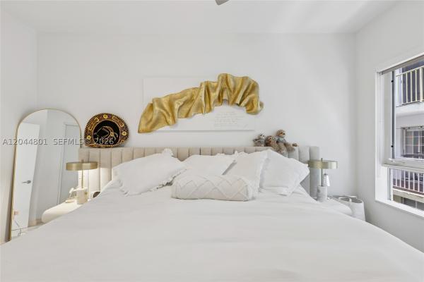 Washington Corner, 204 Washington Ave #13, Miami Beach, Florida 33139, image 1