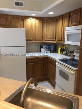 Isles At Lago Mar, 12870 Vista Isles Dr #517, Sunrise, Florida 33325, image 1