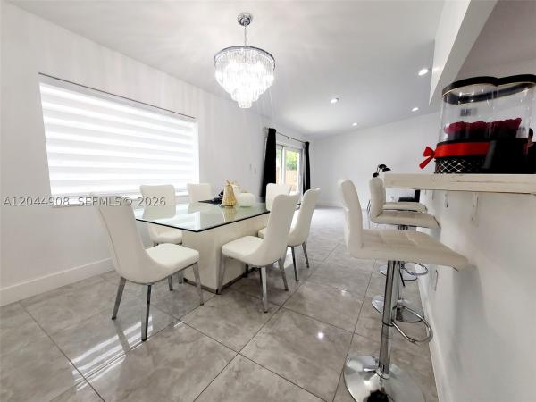 6324 NW 201st Ln, Hialeah, Florida 33015, image 2