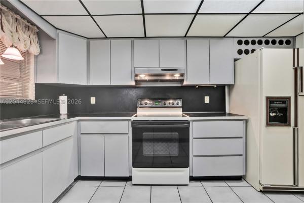 1050 SW 123rd Ave #2-15CI, Unincorporated Dade County, Florida 33184, image 3