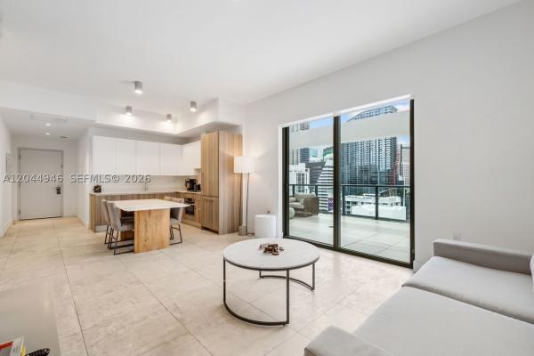 Smart Brickell 1, 239 SW 9th St #1801, Miami, Florida 33130, image 2