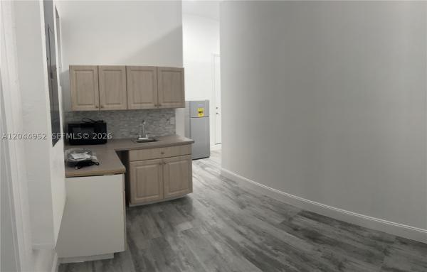 8208 SW 166th Pl, Unincorporated Dade County, Florida 33193, image 3