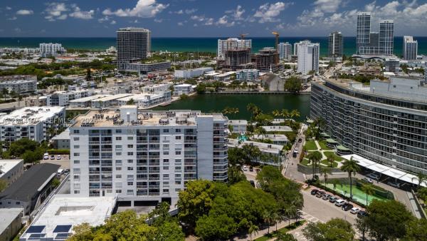 Stanton House, 6900 Bay Dr #6H, Miami Beach, Florida 33141, image 3