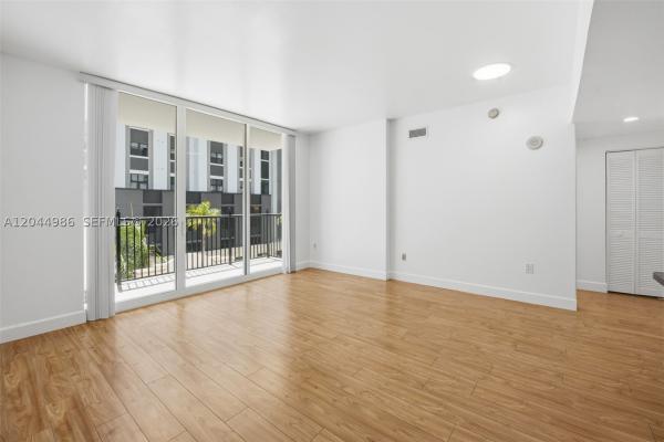 One Village Place, 4100 Salzedo St #518, Coral Gables, Florida 33146, image 3