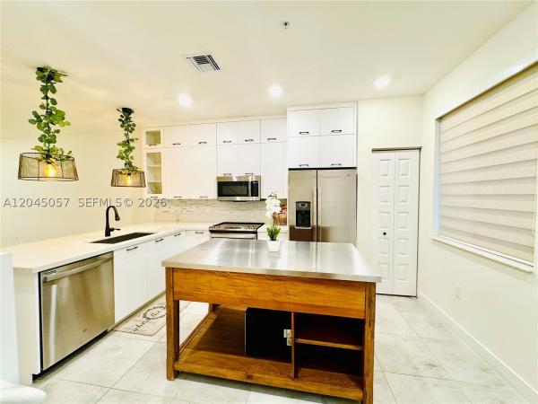 Landmark At Doral, 10295 NW 64th Ter #104, Doral, Florida 33178, image 2