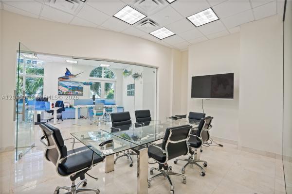 511 SE 5th Ave #8, Fort Lauderdale, Florida 33301, image 2