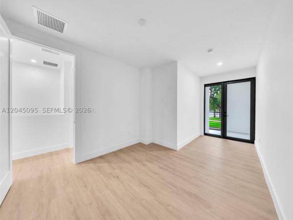 Oaks Place, 5505 W Oak Way, Dania Beach, Florida 33314, image 2