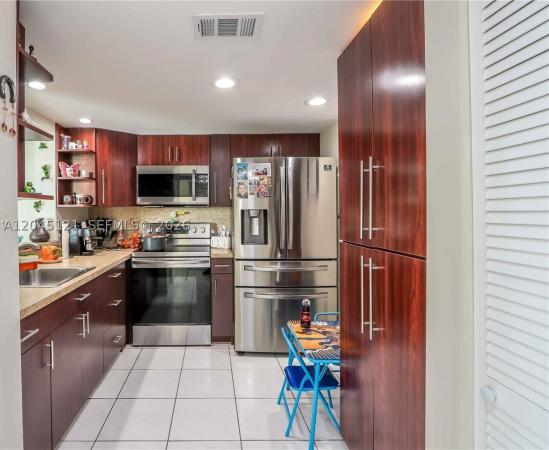 2055 SW 122nd Ave #306, Unincorporated Dade County, Florida 33175, image 3