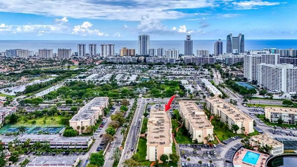 De Soto Park South, 851 Three Islands Blvd #520, Hallandale Beach, Florida 33009, image 2