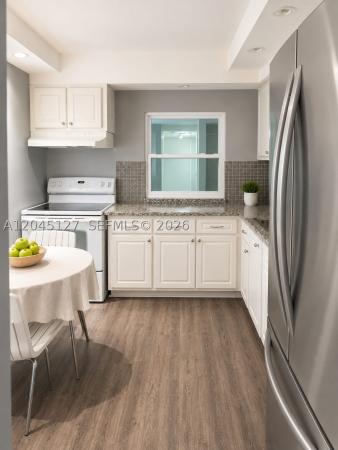De Soto Park South, 851 Three Islands Blvd #520, Hallandale Beach, Florida 33009, image 1