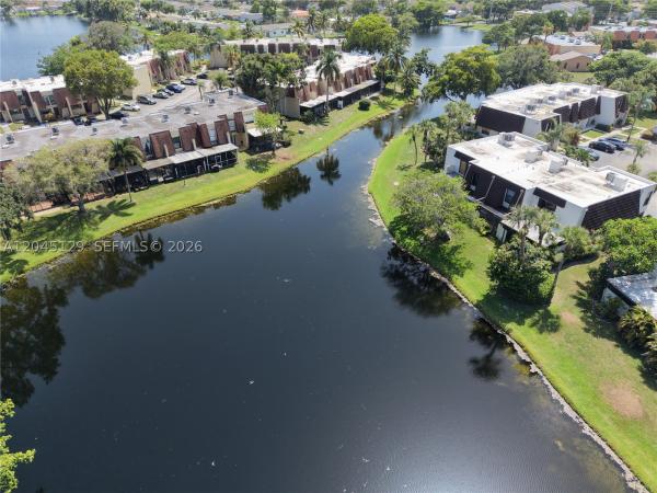 Westview, 8985 Palm Tree Ln #8985, Pembroke Pines, Florida 33024, image 1