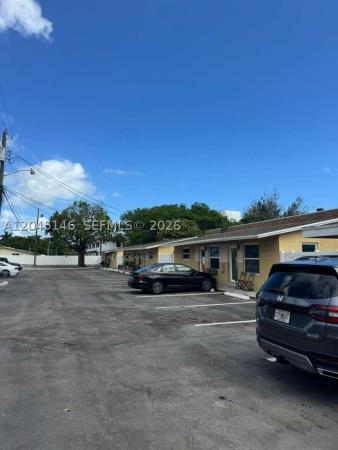 Canal Groves, 4702 SW 33rd Ave #1-8, Dania Beach, Florida 33312, image 2