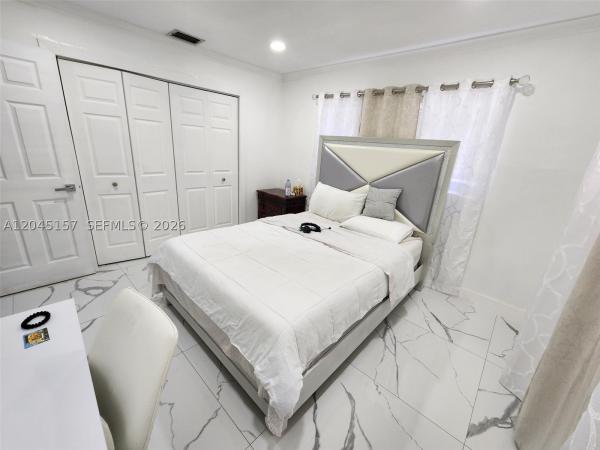 8240 SW 38th St, Unincorporated Dade County, Florida 33155, image 1
