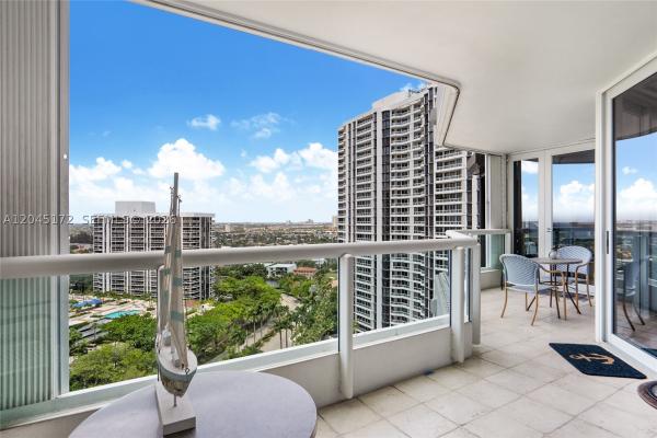 South Tower At The Point, 21055 NE 37th Ave #2005, Aventura, Florida 33180, image 3