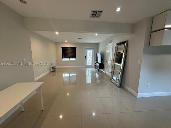 Isle Of Normandy, 2155 Biarritz Dr, Miami Beach, Florida 33141, image 2