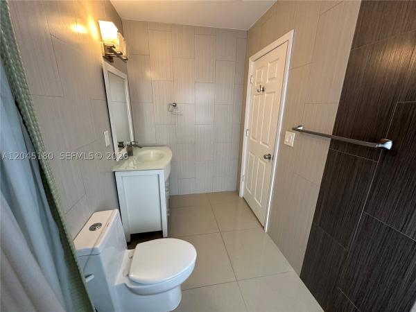 Isle Of Normandy, 2155 Biarritz Dr, Miami Beach, Florida 33141, image 1