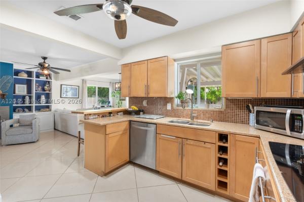 Coral Ridge Galt, 2601 NE 27th Way, Fort Lauderdale, Florida 33306, image 2