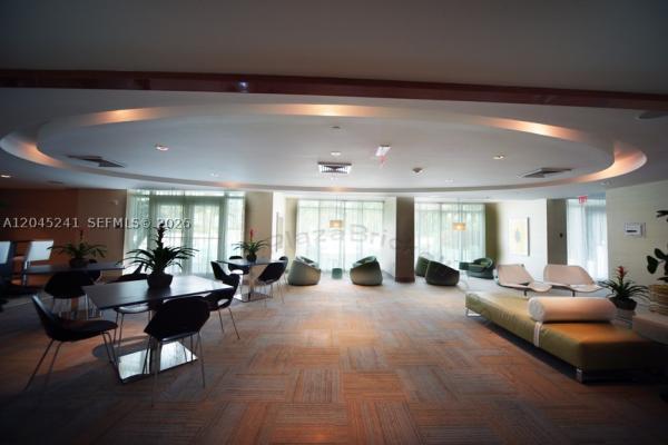 The Plaza On Brickell East, 950 Brickell Bay Dr #5000, Miami, Florida 33131, image 2