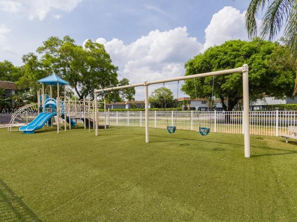 Townhouses Of Plantation, 4648 NW 9th Dr, Plantation, Florida 33317, image 2