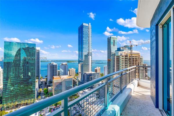 Infinity At Brickell, 60 SW 13th St #3200, Miami, Florida 33130, image 1