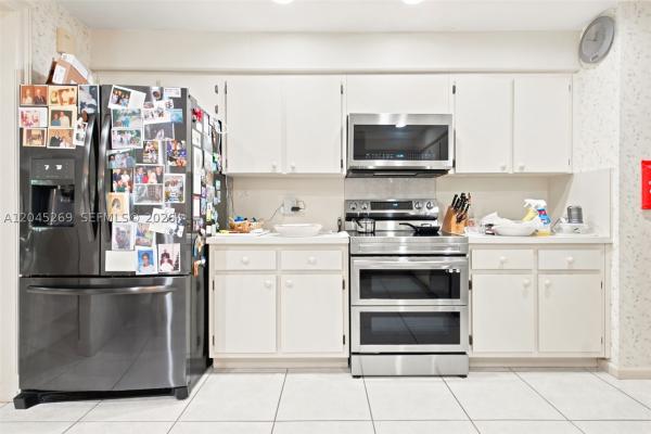 908 Cypress Ter #V57, Pompano Beach, Florida 33069, image 2