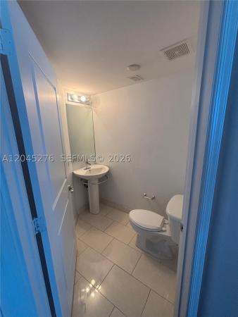 Platinum, 480 NE 30th St #1004, Miami, Florida 33137, image 2